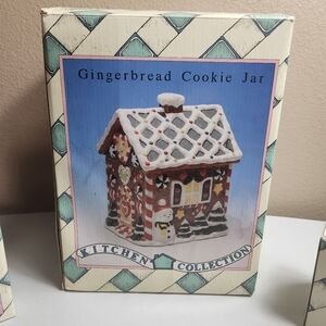 Kitchen Collection VTG Gingerbread House Cookie Jar